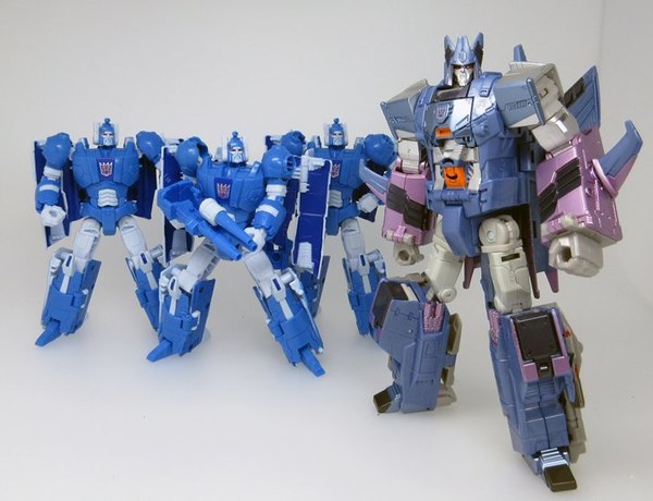 Titans Return   Cyclonus Meets The New Sweeps And Blurr Transforms 01 (1 of 2)